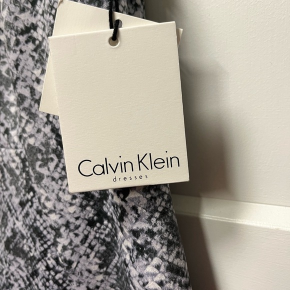 NWT. Calvin Klein dress. Size 12. snake print - Picture 5 of 5
